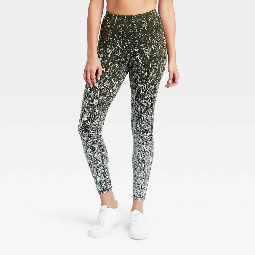 All in Motion Premium Simplicity High-Waisted 7/8 Leggings Green NWT $40 Small
